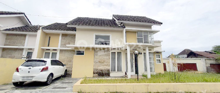 Rumah Disewakan Graha Mulia Tasikmadu Full Furnished One Gate System 1