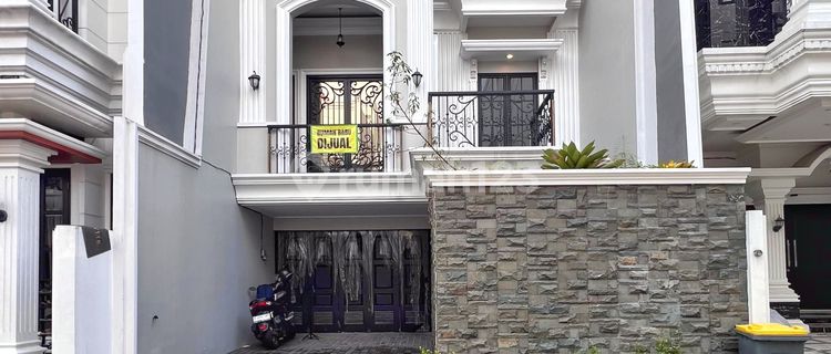 Dijual Rumah Mewah 3 Lantai Siap Huni Dalam Komplek Di Jagakarsa 1