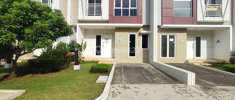 Disewakan Rumah 2 Lantai Cluster Advani Summarecon Emerald Karawang 1