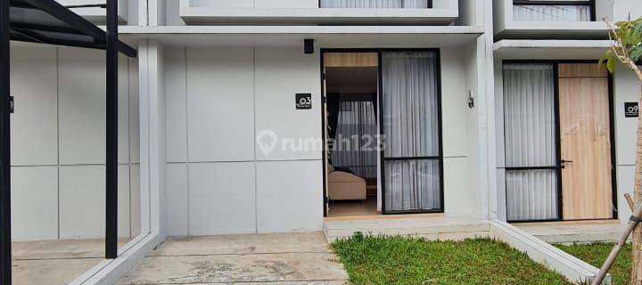 Disewakan Cepat Rumah 2 Lantai Full Furniture Rolling Hills Karawang Barat 1