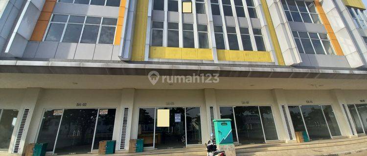 Disewakan Ruko 3 Lantai di Summarecon Emerald Karawang 1