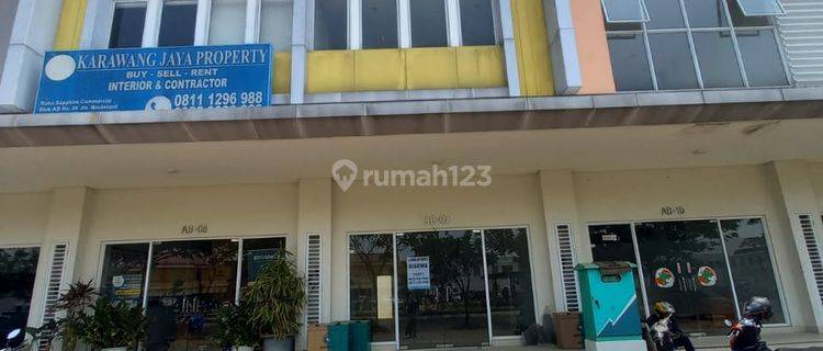 Disewakan Ruko 3 Lantai di Summarecon Emerald Karawang 1