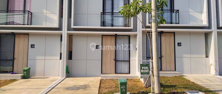 Disewakan Cepat Rumah Full Furniture Perumahan Rolling Hills Karawang Barat 1