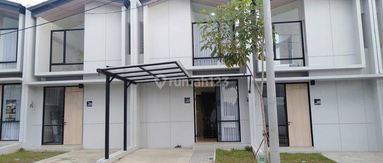 Disewakan Cepat Rumah Full Furniture Perumahan Rolling Hills Karawang Barat 1