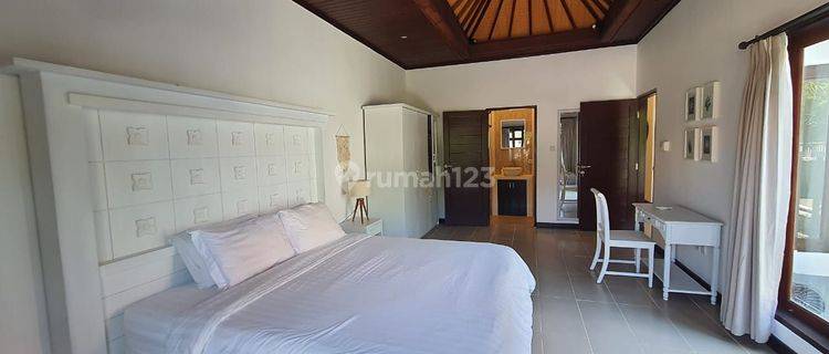 Dijual villa di legian bali  1