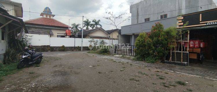 Dijual Tanah dan Kios Pujasera di Jl. A. Yani, Ungaran kab. Semarang SHM Murah 1