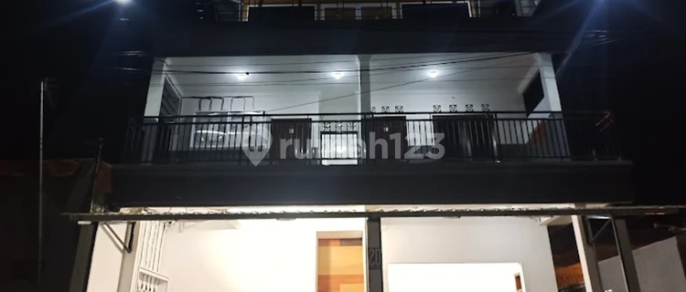 Boarding House + Shop House Mengwi Bali. 1