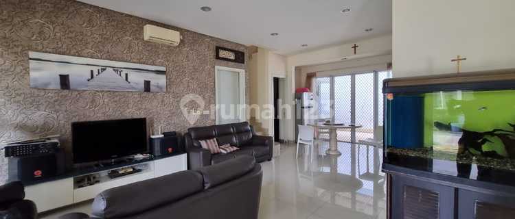 2-Storey House in Green Lake City 1