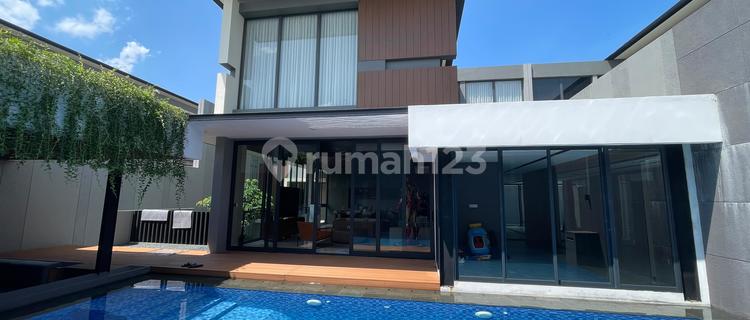 Luxury House in Nava Park Bsd Serpong 1