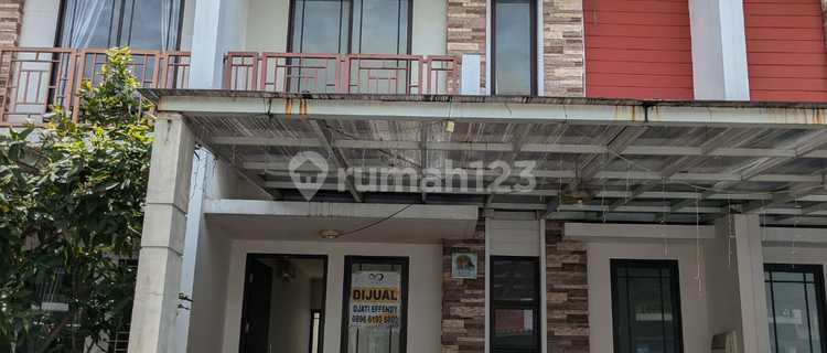 House in Green Lake City, West Jakarta, size 6, competitive price. 1