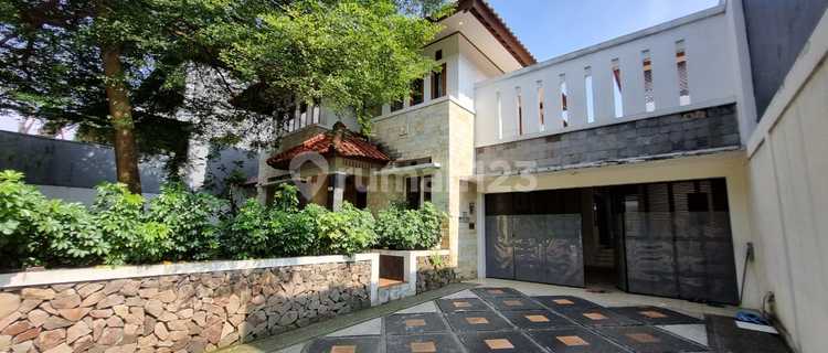 RUMAH 2 LANTAI DALAM KOMPLEK DI SETRADUTA BANDUNG 1