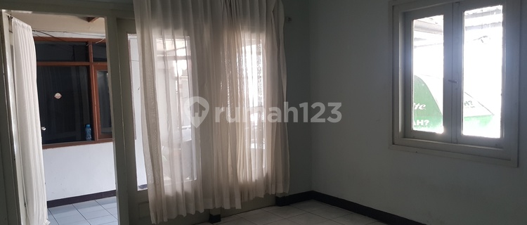 Sayap Sutami House Near Gegerkalong Setrasari Very Suitable for Business/Office/Residence 1