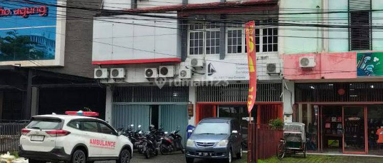 Disewakan Ruko Jl.Botolempangan (Sebelah Ridho Agung)...harga 125 juta/tahun 1