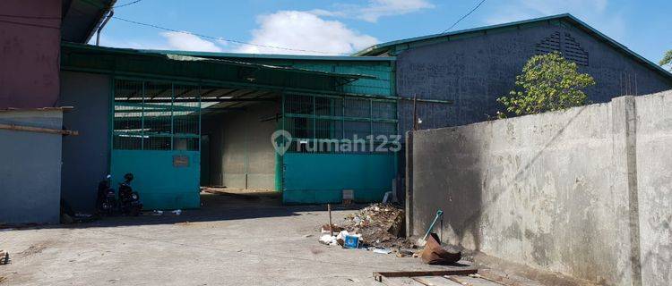 Disewakan Gudang Jl.Salodong...Harga 250 Juta/Tahun...Ada kantor ukuran 6m x 15m x 3 lantai 1
