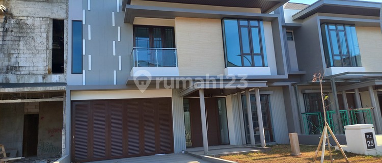 Rumah Baru di CPI ( Citraland Losari City ) Makassar Cluster Treasure Island Uk. 12x25x2Lantai 1