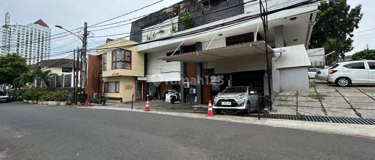 Rumah lama cocok untuk hunian atau kantor di tebet jakarta selatan 1