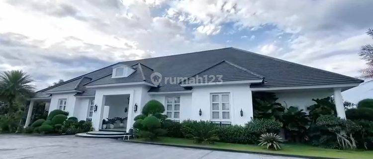 Rumah villa di sentul dengan view pegunugan yg sangat indah 1