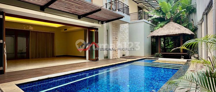 Nice & cheap house in Kemang within a townhouse 1