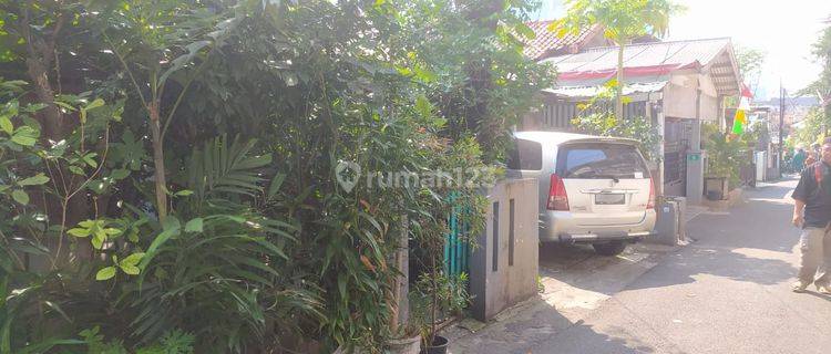 Rumah Hitung Tanah di Kebalen Kebayoran Baru Dekat Scbd Sudirman  1