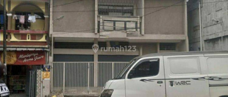 Disewa Ruko Lokasi Strategis Ramai Pusat Kota 1