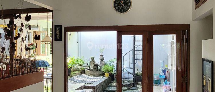 Rumah Dua Unit Di Gabung Jadi Satu Semi Furnished SHM Taman Tampak Siring Sentul City Bogor 1