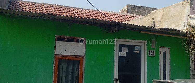 Rumah Sederhana Jual Serius Lokasi Perumahan Ramai Strategis 1