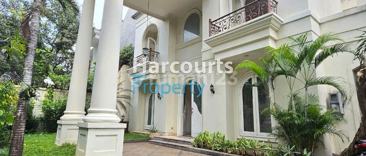 Modern luxury house in Kemang 1