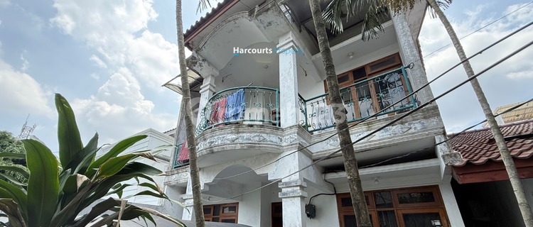 2In1 Classic House and Boarding House in Kebayoran Baru 1
