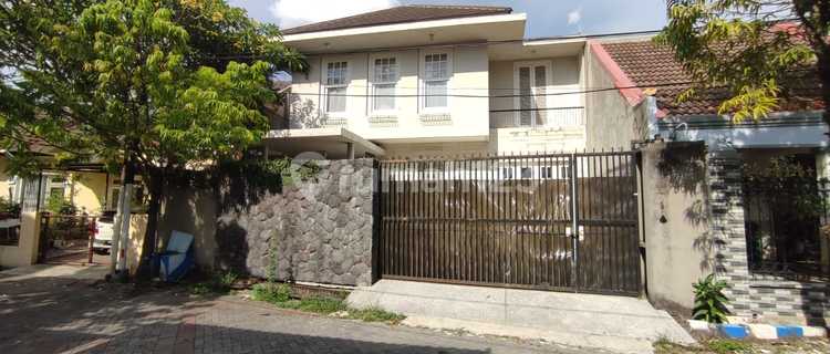 Rumah Simpang Darmo Permai Selatan 1