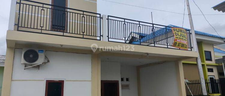 Rumah 2 Lantai Jl Kehiran Sentani, Jayapura 1