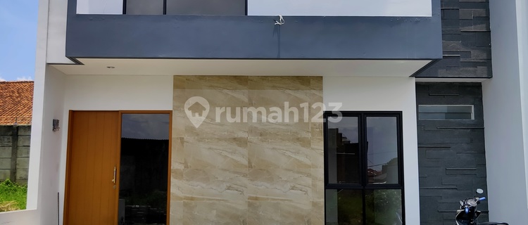 Good minimalist new house Budi Luhur Cimahi 1