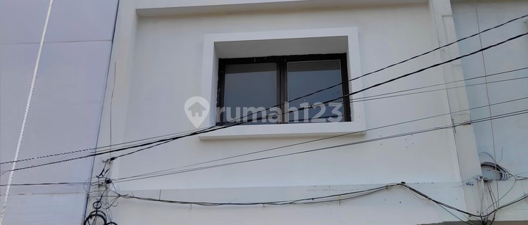 Good Ruko 150 m2 Freehold Title Cimahi, Bandung 1