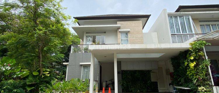 Rumah Modern di Serenia Hills Lebak Bulus Akses Bagus Posisi Hook 1