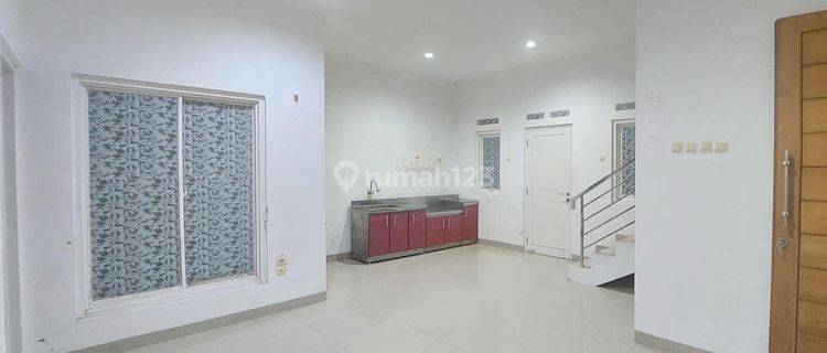 Jogyakarta Utara Rumah modern dalam cluster elit 15 menit ke UGM,YKPN,ALAZHAR, 1