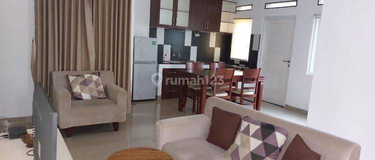 Jogjakarta Utara Rumah Modern disewakan 2lantai Full Furnish Dalam Cluster 15 Menit Ke Ugm 8 Menit Ke Alazhar 1