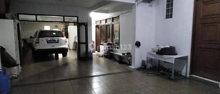 Ruang Usaha Buah Batu. Lokasi Bagus di Pinggir Jalan 1
