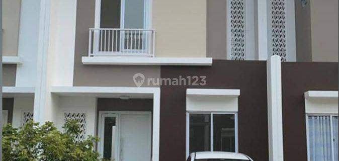 Rumah di Summarecon Cluster Cynthia, Bandung 2 Lantai Baru SHM 1