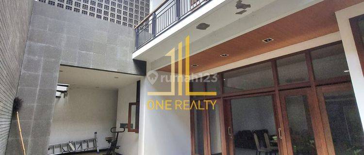 Rumah Minimalis Modern Semi Furnished SHM di Batununggal, Bandung 1