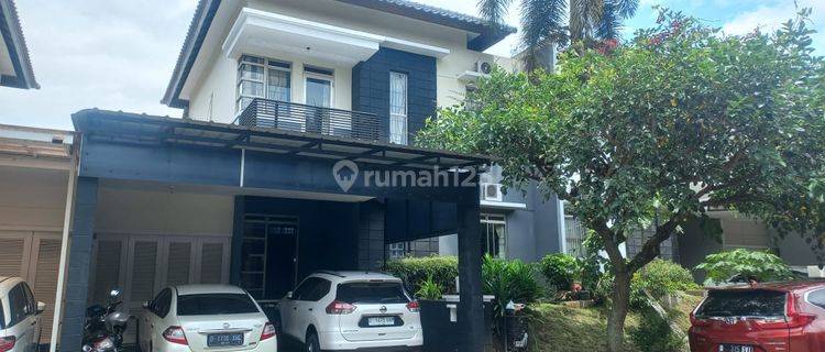 Rumah Asri Kota Baru Parahyangan Minimalis 1