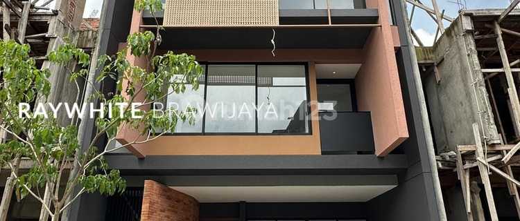 Brand New Townhouse Area Kenanga Ampera 1