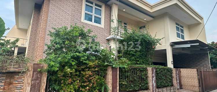 Rumah Dalam Komplek Posisi Hook Area Pejaten Pasar Minggu 1