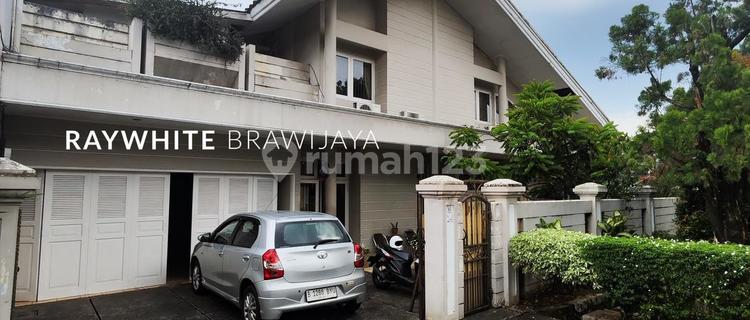 Ready-to-Occupy House in a Lush and Peaceful Environment, Lebak Bulus Area 1