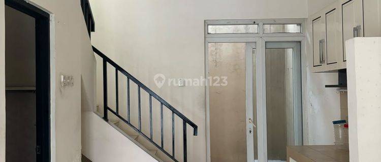 Dijual Rumah di Park Resident 1