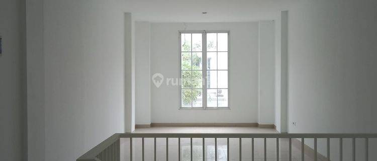 Dijual dan Disewa Ruko Citra 7, Hadap Timur, Pintu 2 muka 1