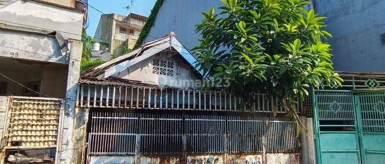 Rumah tua hitung tanah di tomang utara jakarta barat 1