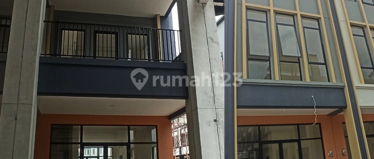 For Rent New Corner Shop 3 Floors Hudson Gading Serpong 1