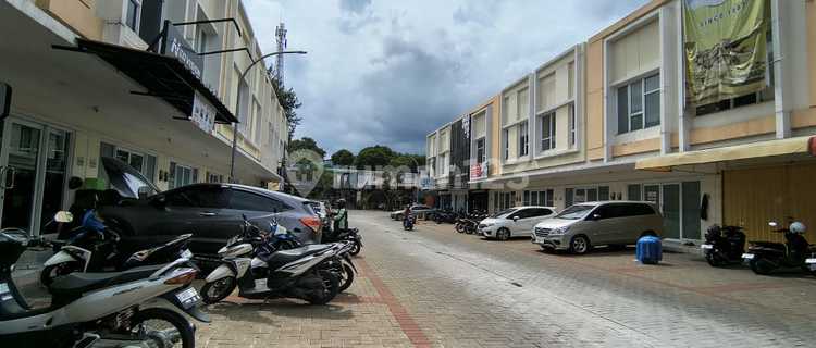 Cheap Sale of Pisa Grande 2 Shophouse in Gading Serpong, Tangerang 1