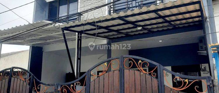 Rumah 2 Lantai Bagus di Perumah Kresek Duri Kosambi 1