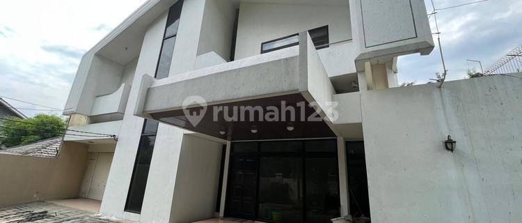 Luxury Marble-Finish House in Mampang Prapatan 1