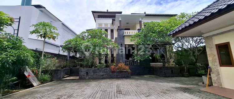 Kostel and Main House, Spacious Parking Area 1